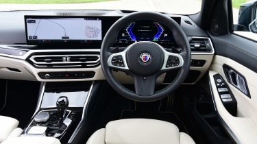 Alpina B3 Touring - dash